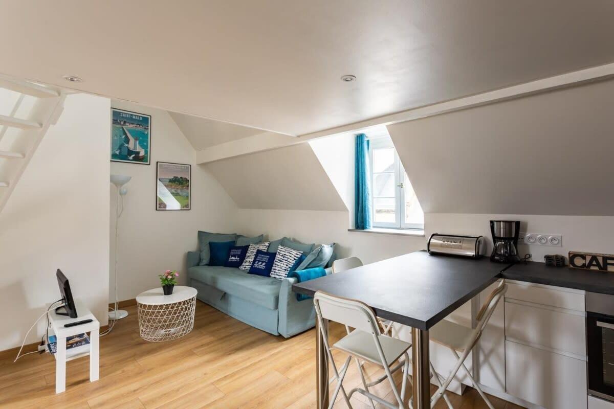 Le Petit Pastel - Joli Duplex - Proche De La Plage Apartman Saint-Malo Kültér fotó